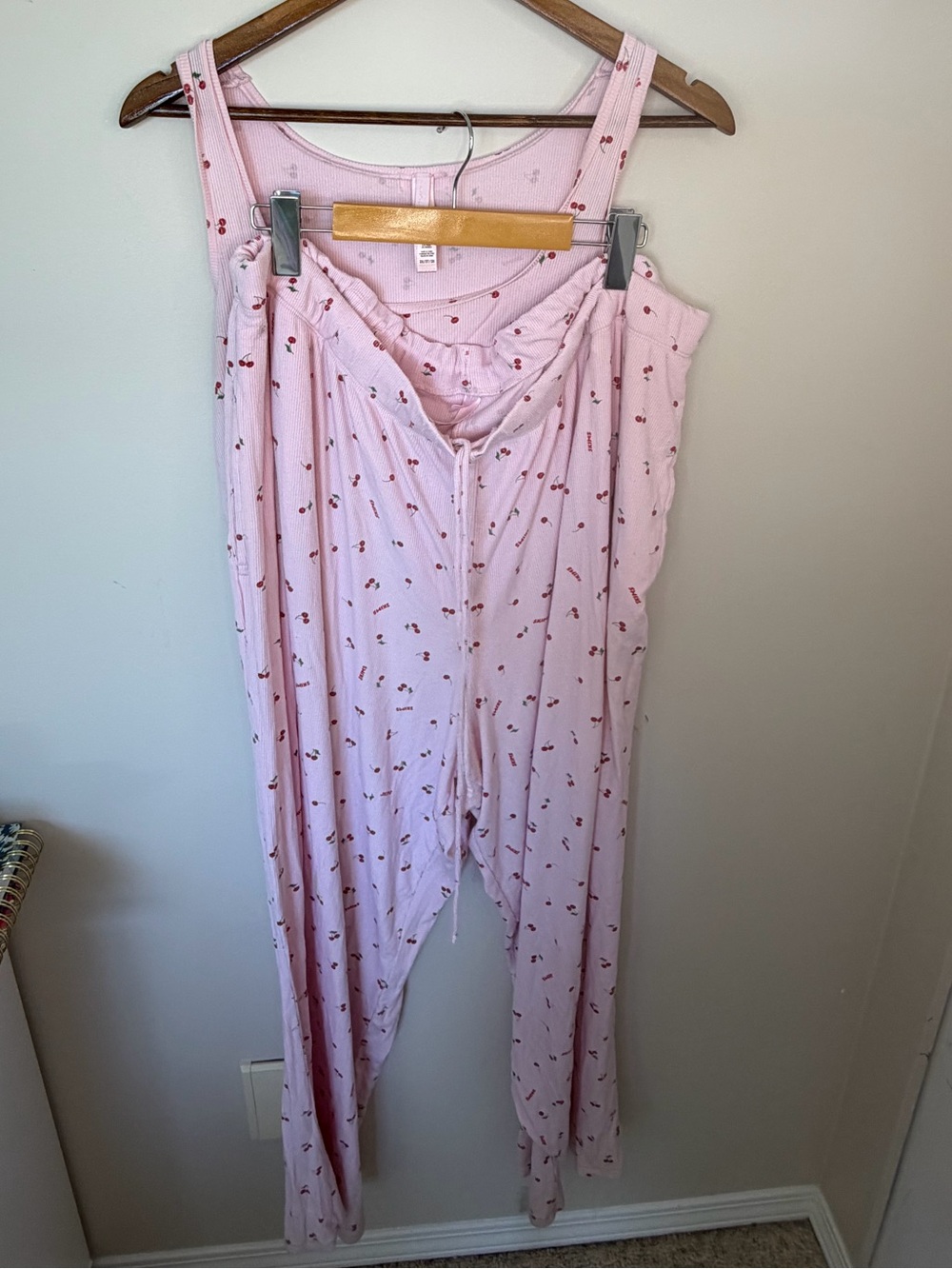 SKIMS Pink Cherry-Print Ribbed Lounge SET tank and Pants 3X/4X